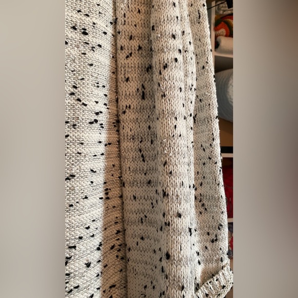 Ann Taylor Cream & Black Flecked Cardigan Size M - Picture 2 of 13